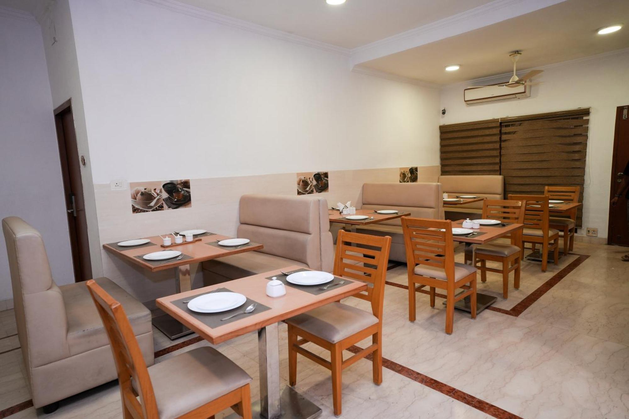 Avenue 11 Boutique Residences, Poes Garden Ченай Екстериор снимка