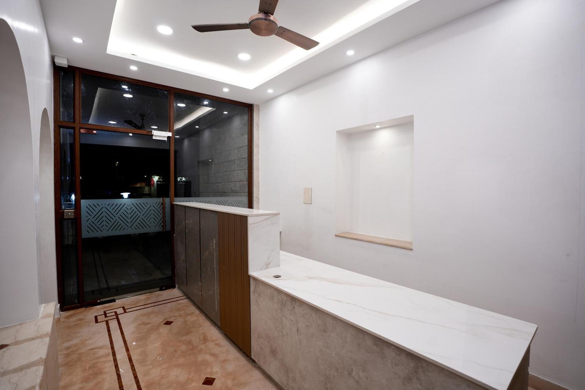 Avenue 11 Boutique Residences, Poes Garden Ченай Екстериор снимка