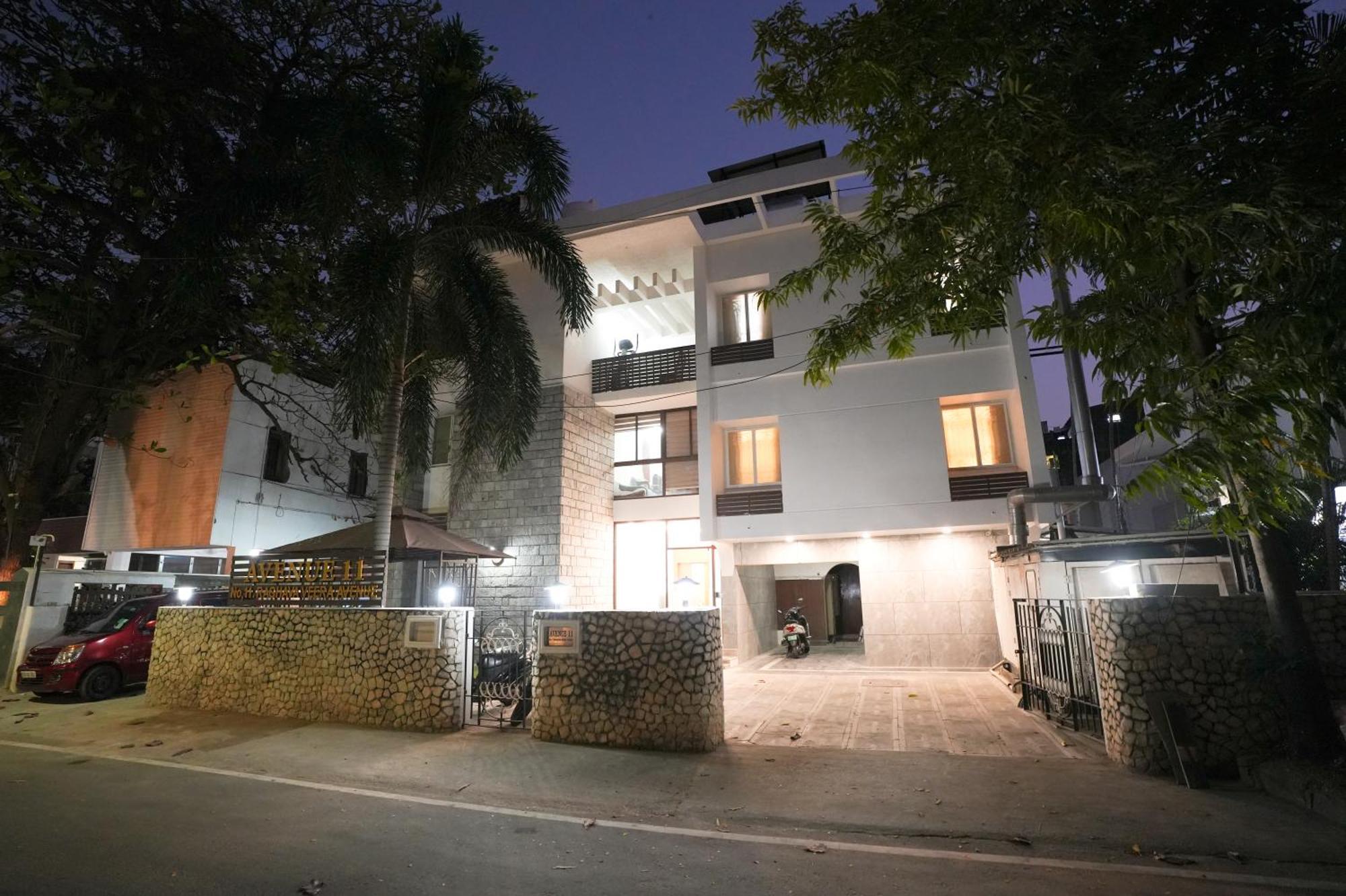 Avenue 11 Boutique Residences, Poes Garden Ченай Екстериор снимка