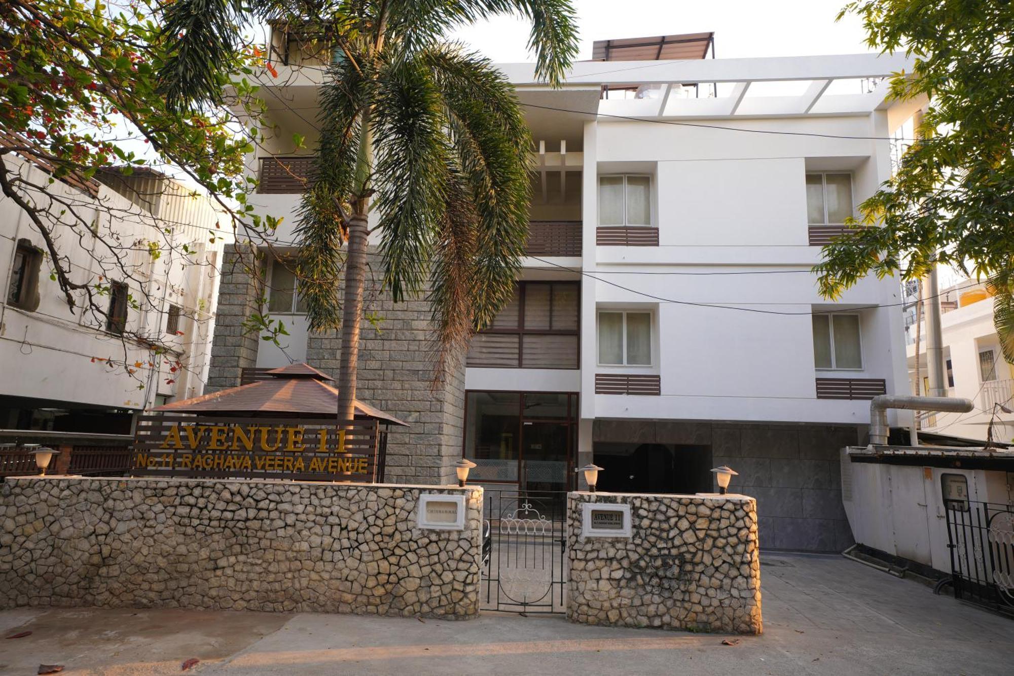 Avenue 11 Boutique Residences, Poes Garden Ченай Екстериор снимка