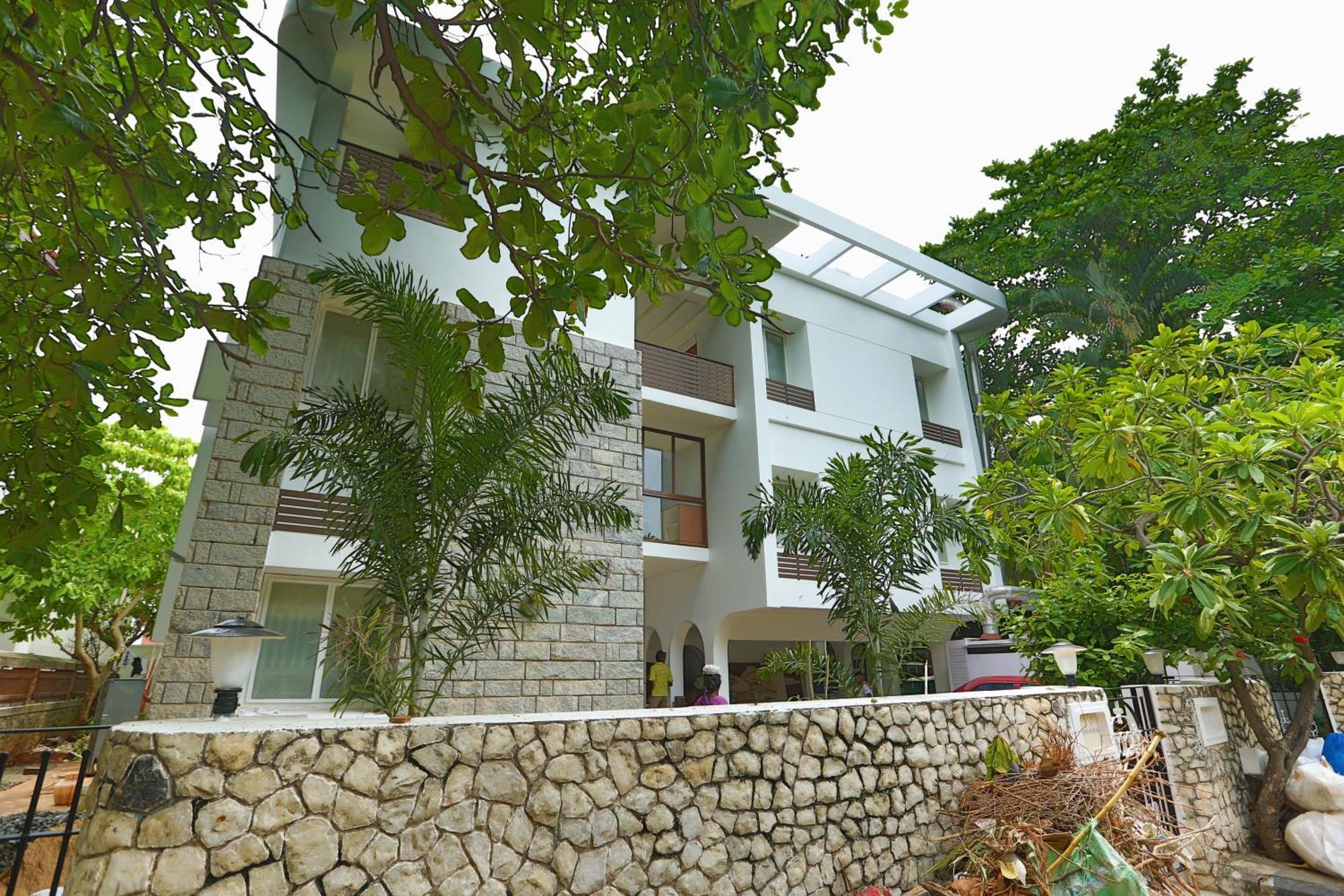 Avenue 11 Boutique Residences, Poes Garden Ченай Екстериор снимка