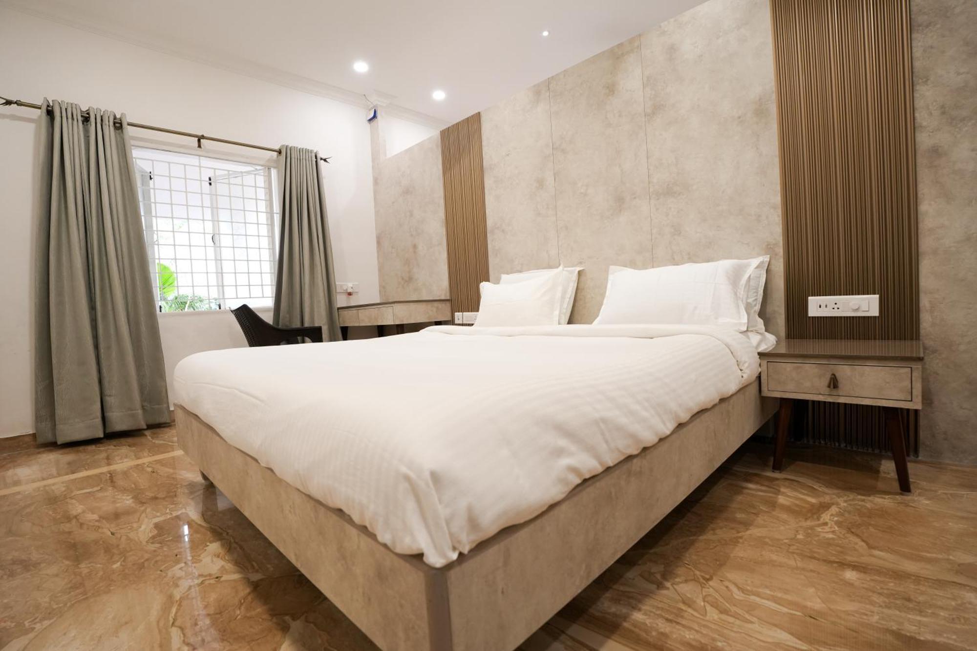 Avenue 11 Boutique Residences, Poes Garden Ченай Екстериор снимка